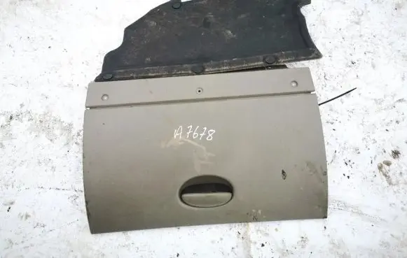 Citroen Xsara Picasso Glove box 9637058577