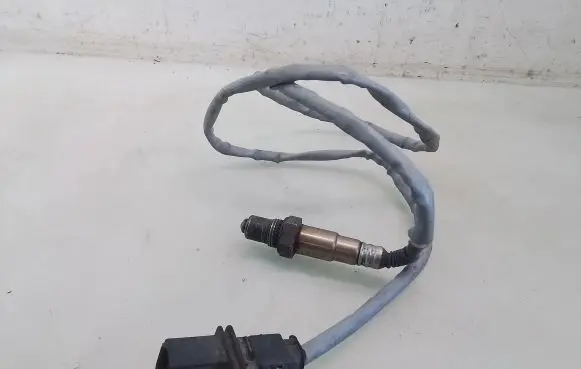 Volkswagen Transporter - Caravelle T5 Lambda probe sensor 0281004150