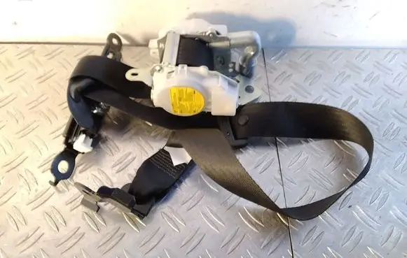 Lexus RX 450H Front seatbelt 7X1100P