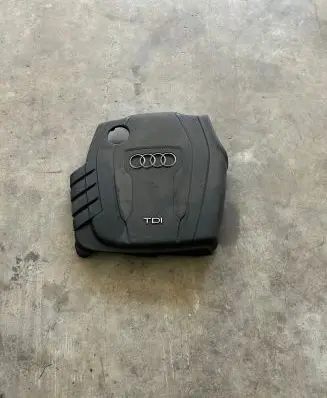 Audi A5 8T 8F Engine cover (trim) 03L103925AB