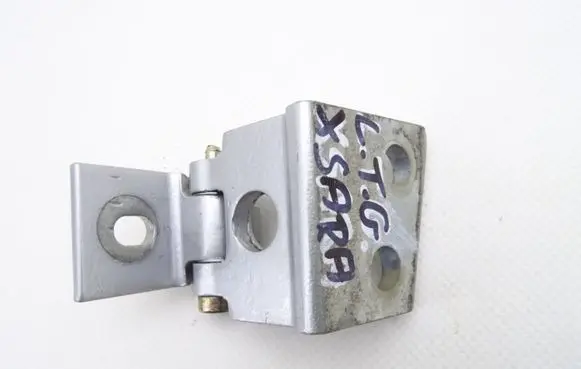 Citroen Xsara Picasso Rear door hinge set XSARA_PICASSO_ZAWIAS_DRZWI_LEWY_TYŁ_GÓRA_EZR