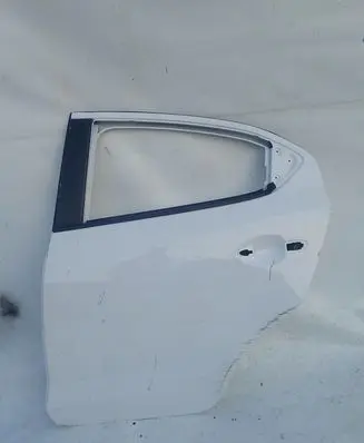 Mazda 2 Rear door
