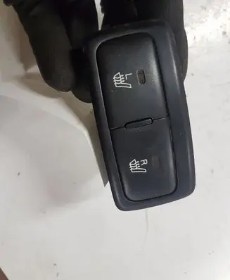 KIA Sportage A set of switches 621W05010