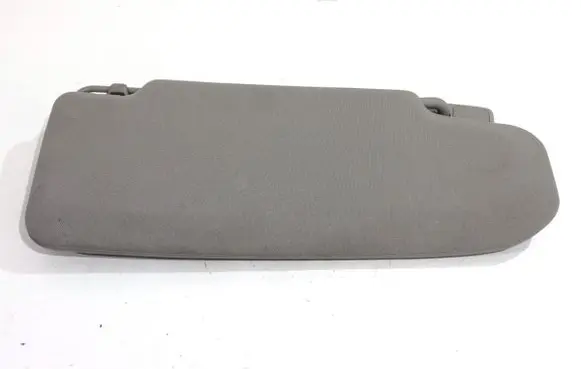 Sun visor
