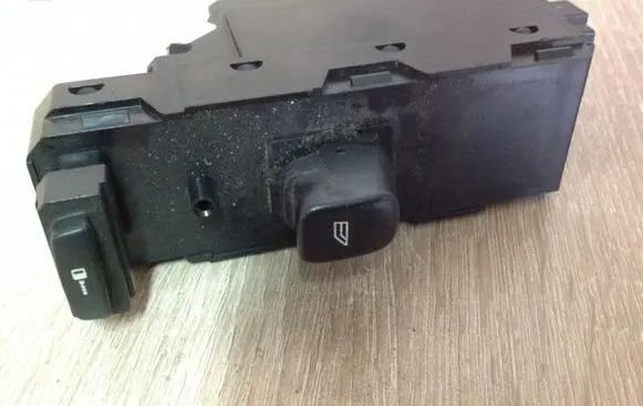 Volvo XC90 Electric window control switch 30746075 1164685