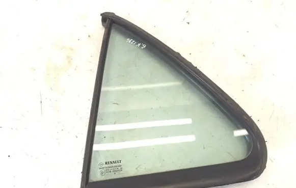 Rear vent window glass