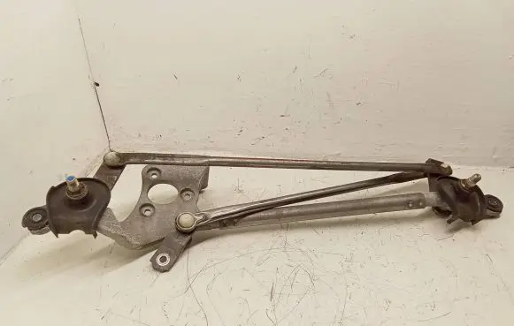 Toyota RAV 4 (XA30) Front wiper linkage 