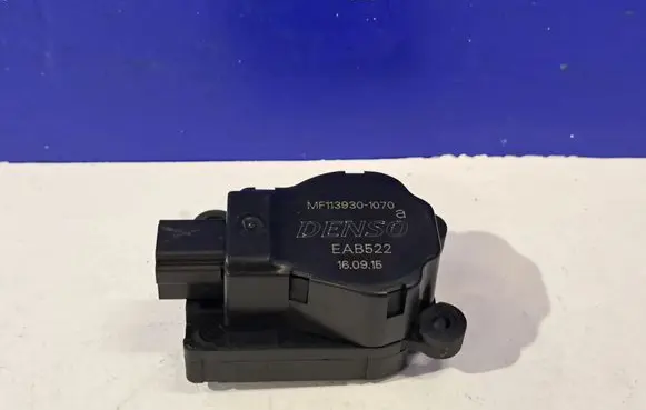 Jaguar F-Type A/C air flow flap actuator/motor MF1139301070