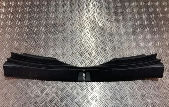 Toyota RAV 4 (XA50) Trunk/boot sill cover protection PK18657