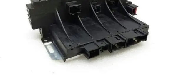 Mercedes-Benz S W220 Fuse module A0325458232