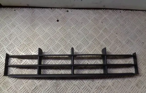 Skoda Fabia Mk2 (5J) Front bumper lower grill 5J0853677A 0020112754100010