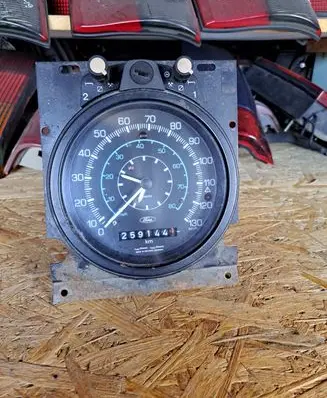 Mercedes-Benz 406 608 Tachometer 81DB17A266AC 17A266AC 75308B