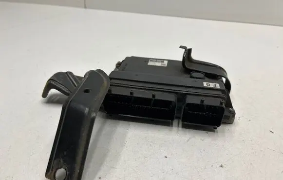 Toyota RAV 4 (XA30) Engine control unit/module 8966142C11 1758009460