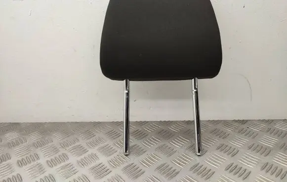 Skoda Octavia Mk3 (5E) Front seat headrest