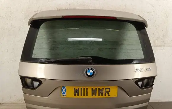 Tailgate/trunk/boot lid
