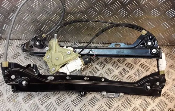 BMW 3 E92 E93 Front door window regulator with motor 7193456