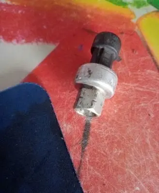 Opel Meriva A Air conditioning (A/C) pressure sensor 09131721