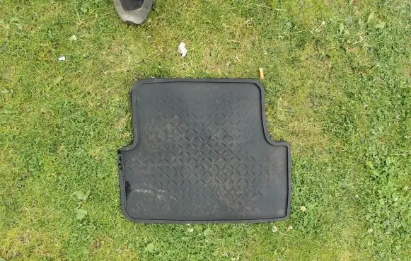 Seat Ibiza V (KJ) Rear floor mat 6F9061500A