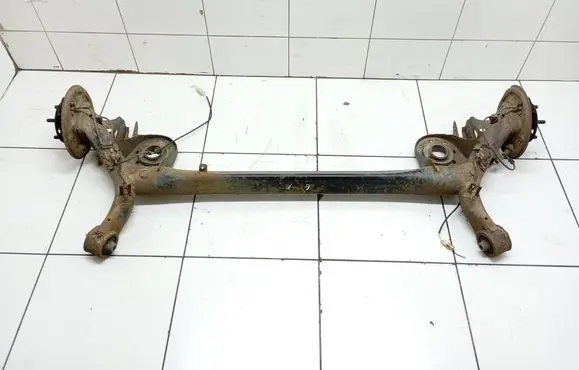 Toyota Yaris Rear axle beam 