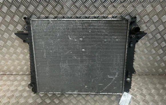 Land Rover Discovery 3 - LR3 Coolant radiator L25951