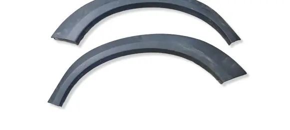 Volvo XC70 Rear arch trim 31283106 31283107