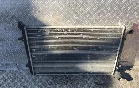 Audi A3 S3 8P Coolant radiator 65277a 0001051
