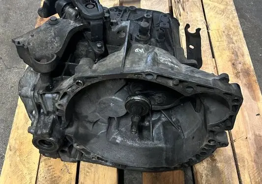 Peugeot Expert Manual 6 speed gearbox 9684587010