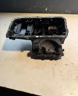 Opel Zafira C Oil sump