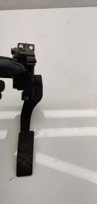 Audi A4 S4 B7 8E 8H Accelerator throttle pedal 8e1723523G