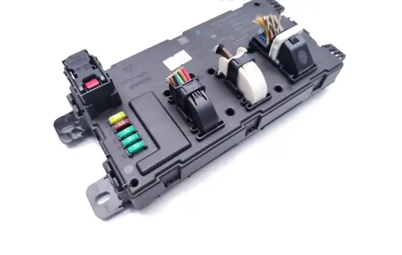 BMW 1 F20 F21 Central body control module 9274023 A2C30450206