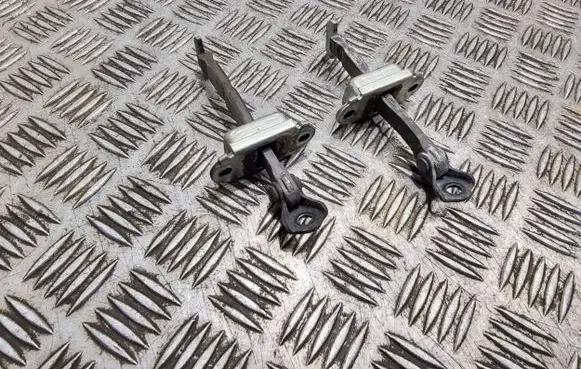 Citroen C1 Front door check strap stopper 