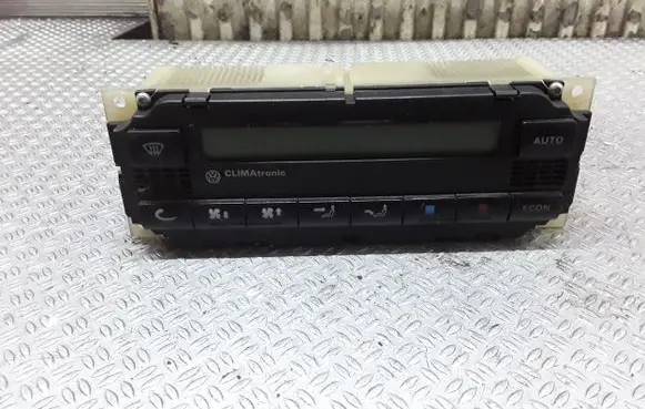 Volkswagen PASSAT B5 Climate control unit 3B1907044B