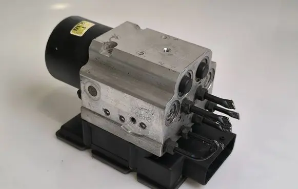Opel Vectra C ABS Pump 54084772B 15052406 15114106