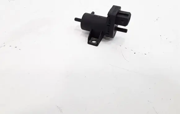 Volvo S40, V40 Turbo solenoid valve 7700113709