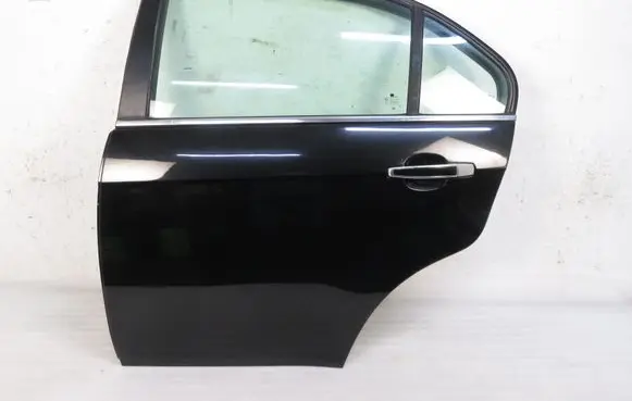 Chevrolet Epica Rear door