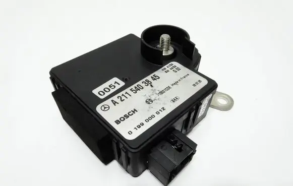 Mercedes-Benz E W211 Battery control module A2115403845 0199000012 15021CDE