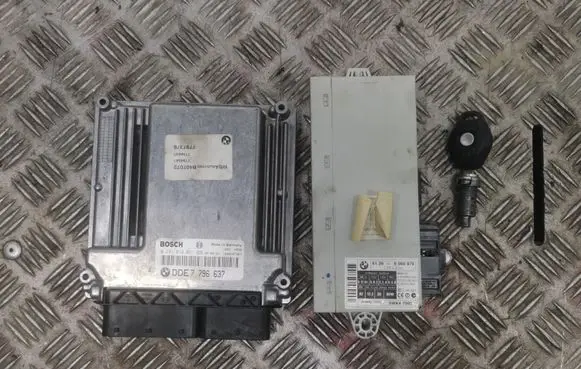 BMW 5 E60 E61 Engine ECU kit and lock set 7796637