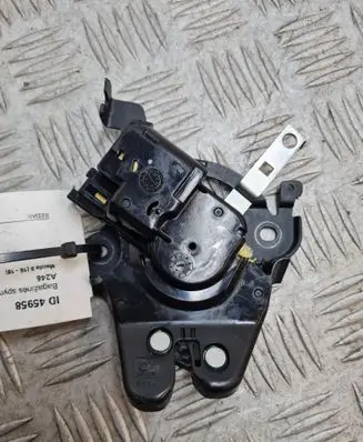 Mazda 6 Loading door lock 