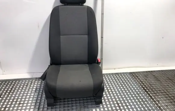 Volkswagen Crafter Front passenger seat 