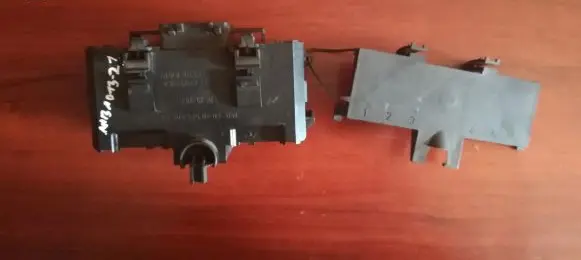 Mercedes-Benz C W203 Fuse box set A2035450603