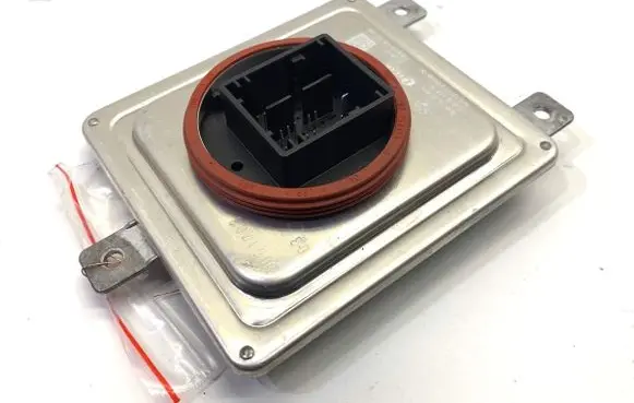 BMW 2 F44 Voltage converter/converter module 23994322