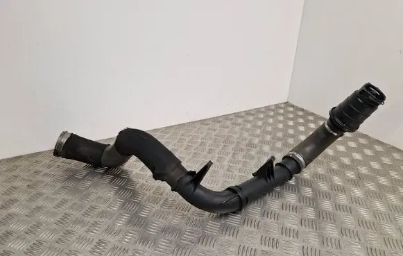 Intercooler hose/pipe