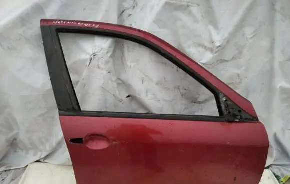 Alfa Romeo 156 Front door