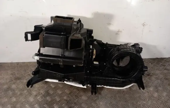KIA Sorento Interior heater climate box assembly housing 