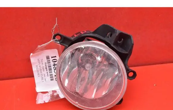 Toyota Auris 150 Front fog light 8122002110