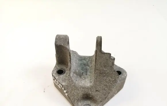 Nissan X-Trail T31 Engine mounting bracket 11332JD700