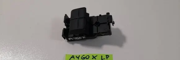 Toyota Aygo X Electric window control switch 193114