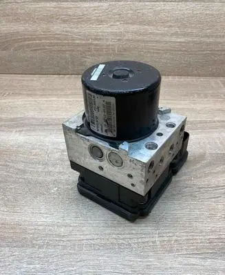 Volvo XC60 ABS Pump 31329139 P31329139