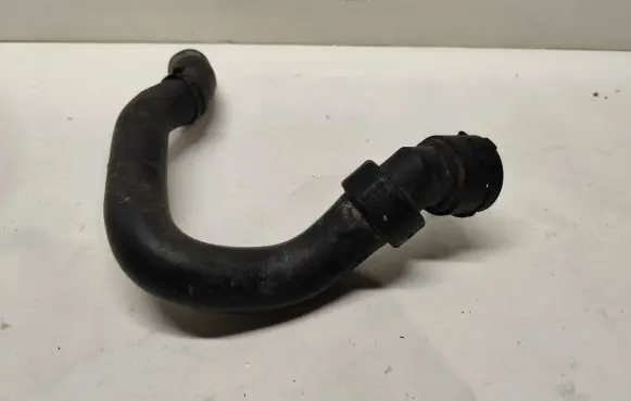 Audi A4 S4 B7 8E 8H Engine coolant pipe/hose 8E0121101C CZHT4