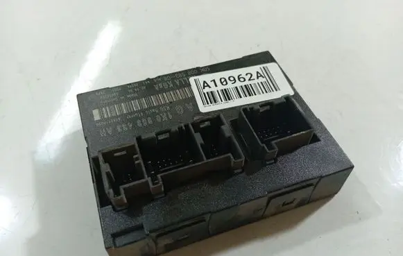 Skoda Octavia Mk2 (1Z) Comfort/convenience module 1K0959433AH